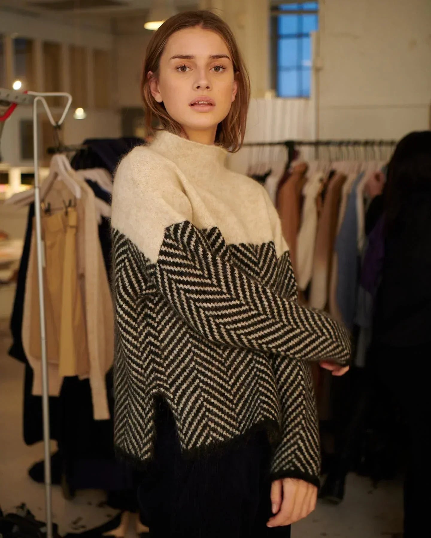 HARTLEY - CHIC HARBOR TURTLENECK SWEATER