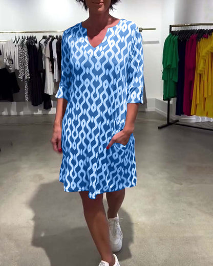 JACKY - DESIGNER PRINT MID LENGTH NECKLINE DRESS