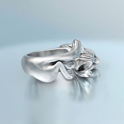 Adjustable Cat-Inspired Ring Accessory
