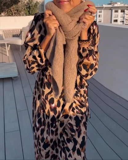 SASHA - LEOPARD PRINTED V-NECK DRESS