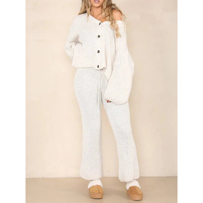 KRINA – SASSY CHIC KNIT STYLE DUO