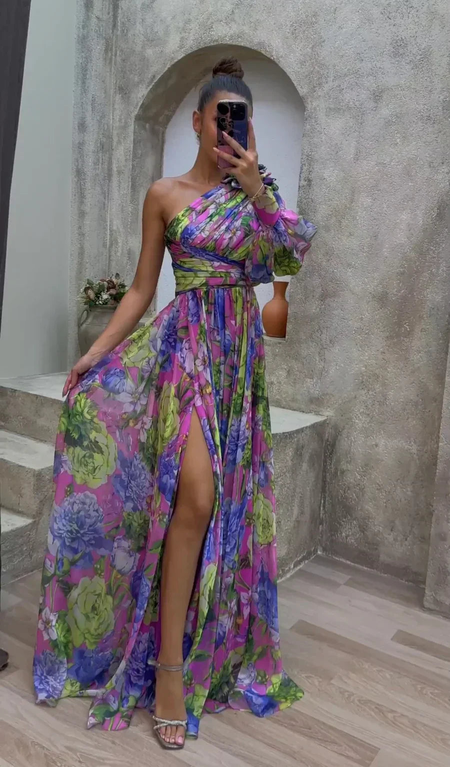 Mckenna | Stunning Flowing Gown