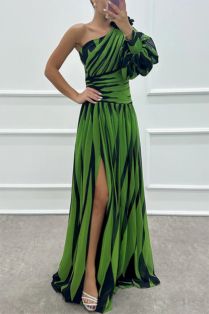 Shiloh - Elegant Striped One Shoulder Maxi Dress