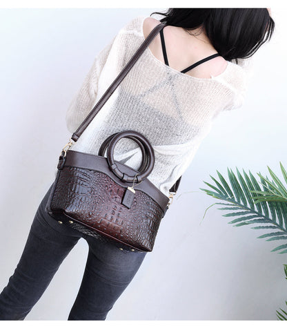 Alfrida | Elegant handbag with sophisticated crocodile embossing