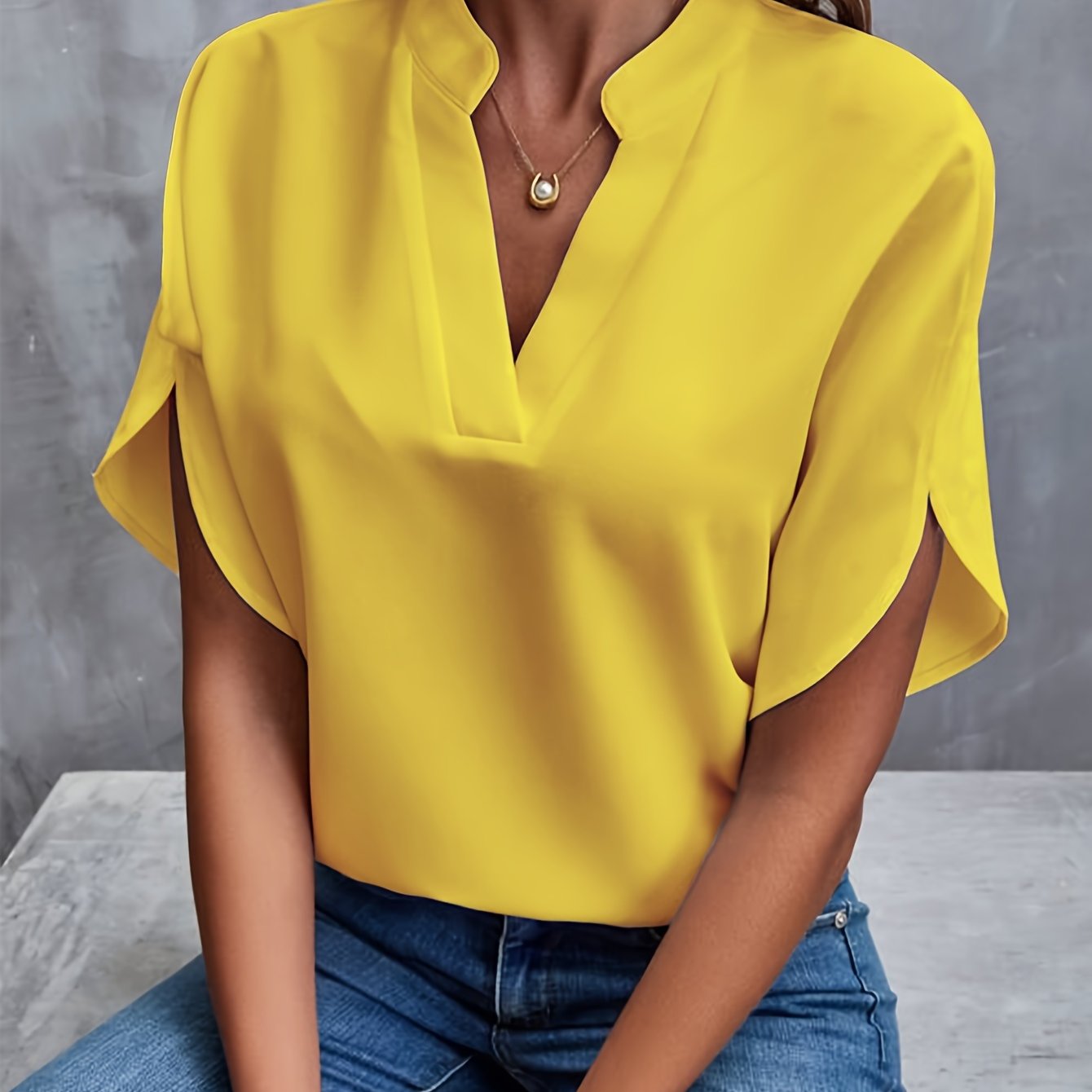 Ava™ - Chic Blouse