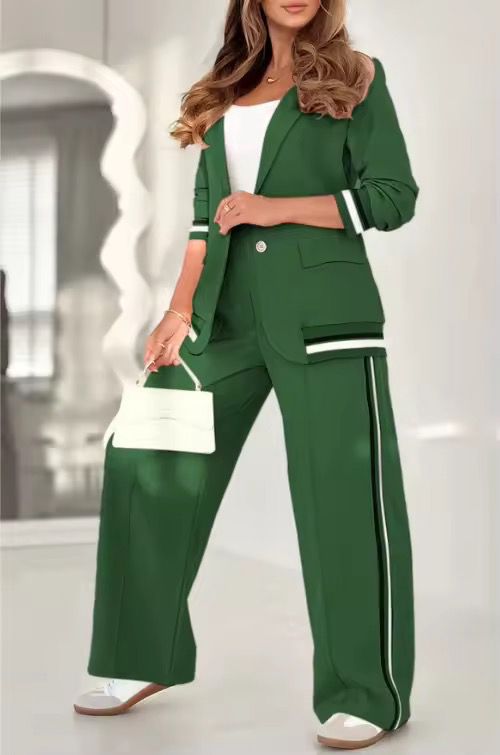 ERIN - STYLISH AND COMFY ENSEMBLE