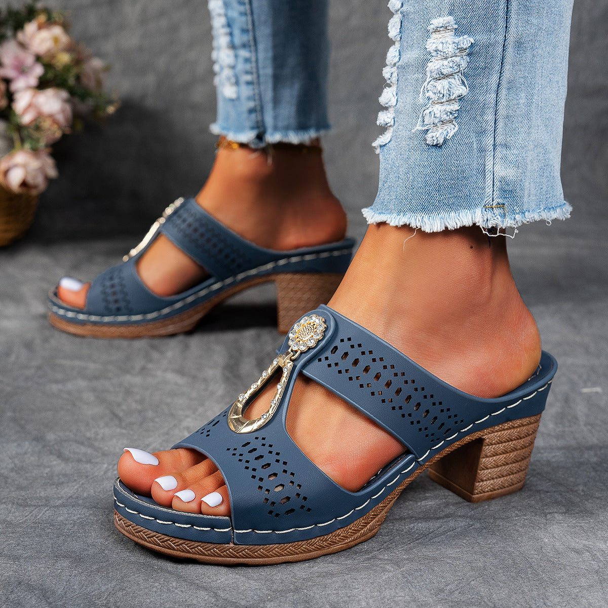 JANESSA - ZIRCON-TRIMMED ORTHOPEDIC COMFORT SANDAL