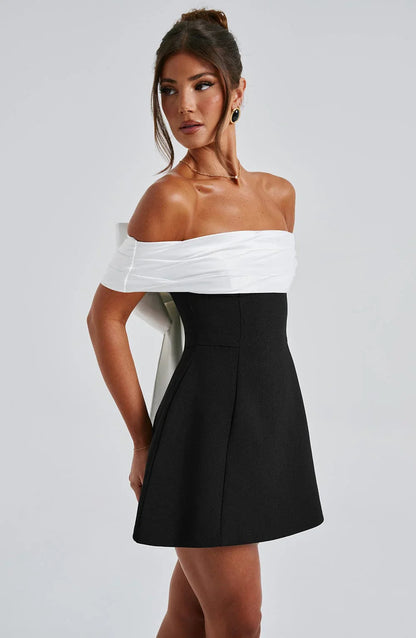 KISSES - OVERSIZED BOW MINI DRESS