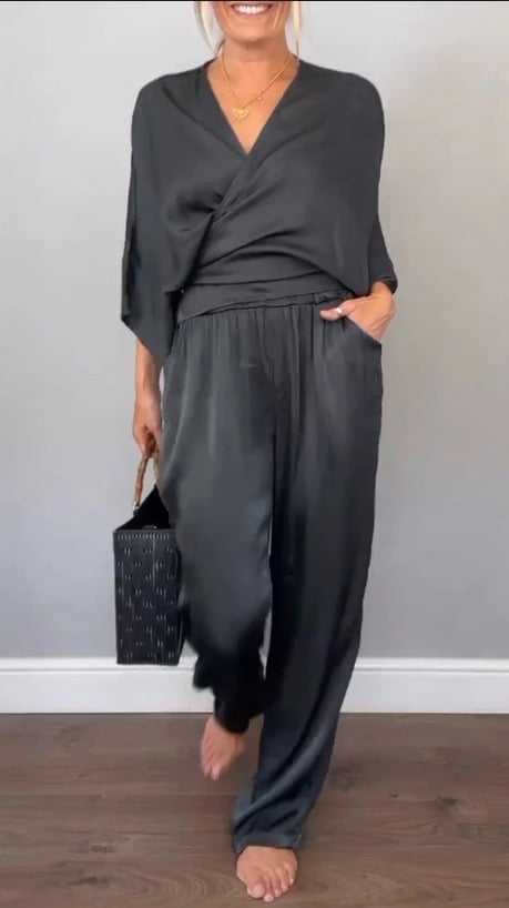 GELLI - LUXE COMFORT SATIN SUIT