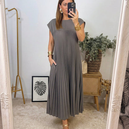 Ana - Classic Comfort Dress