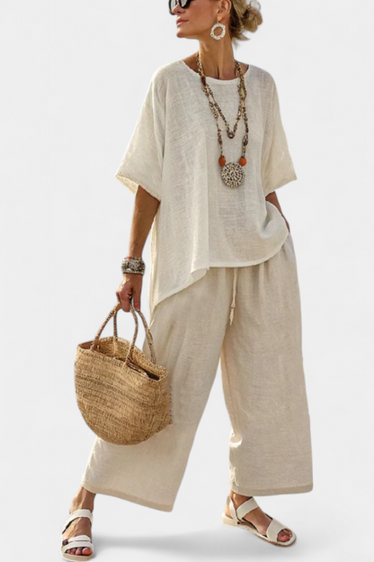 Beatrice – essential comfortable shirt and wide-leg trousers
