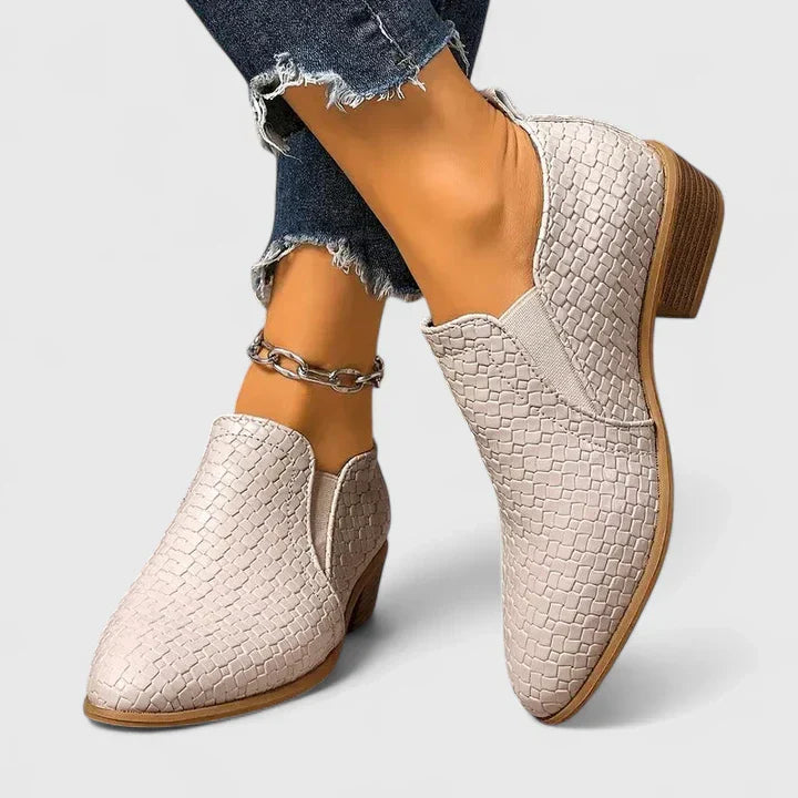 XEN - WICKER FINISH BRAIDED SHOES