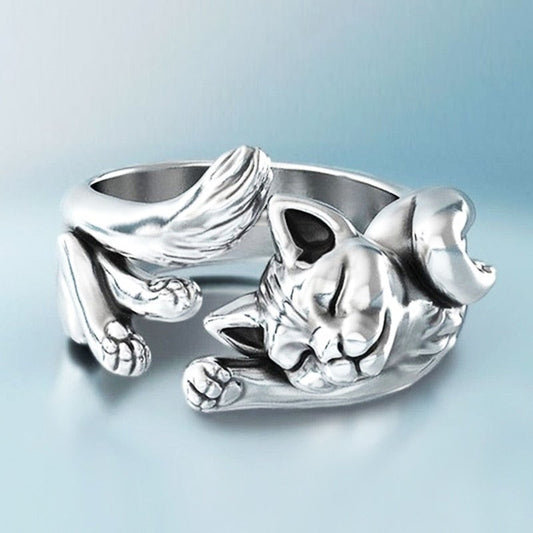 Adjustable Cat-Inspired Ring Accessory
